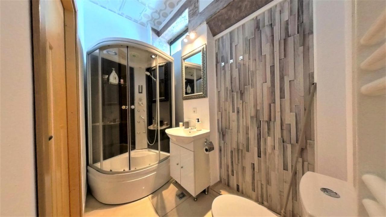 Casa J. Gusbeth - Brasov 아파트 외부 사진
