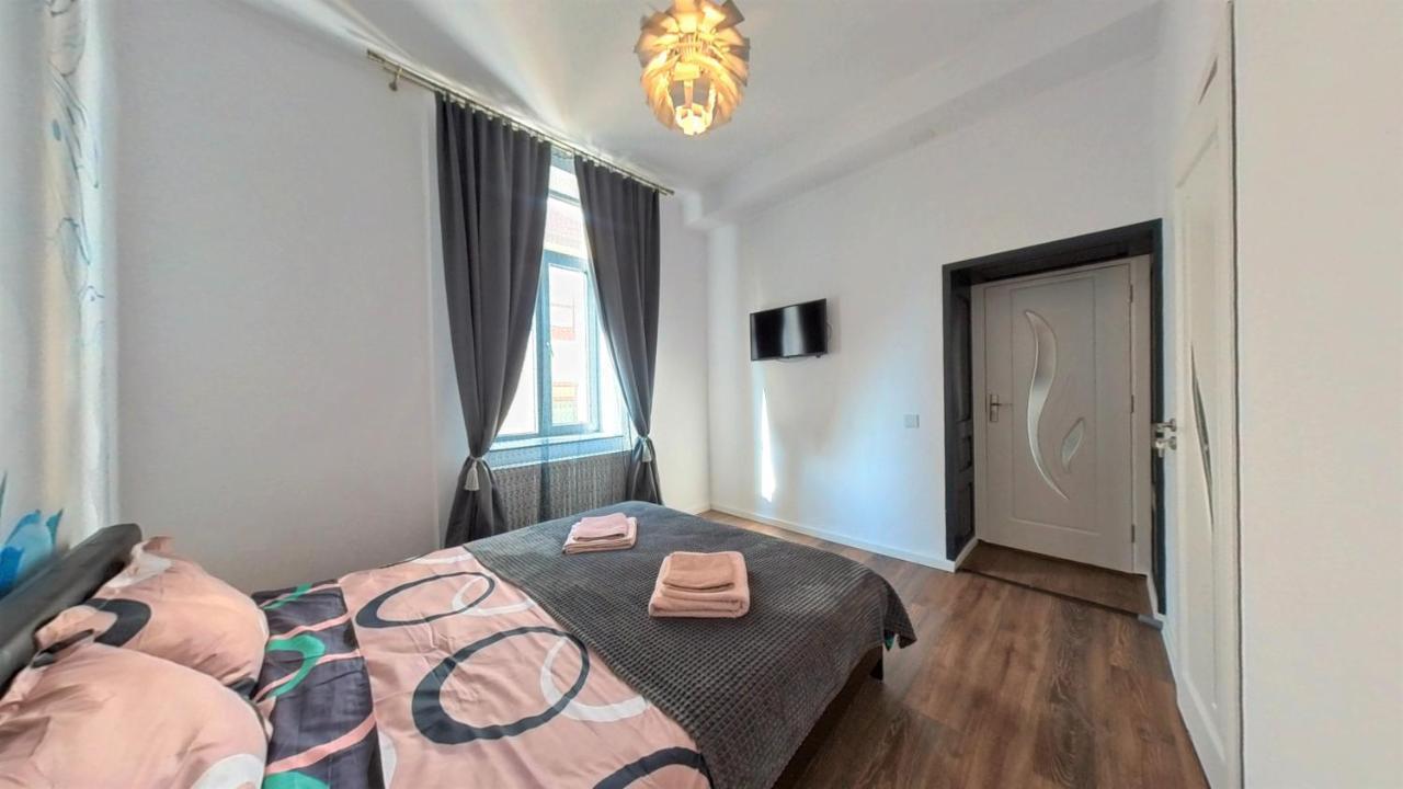Casa J. Gusbeth - Brasov 아파트 외부 사진